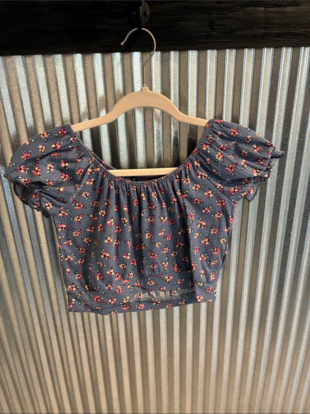 Navy Floral Off-Shoulder Crop Top with Puff Sleeves
